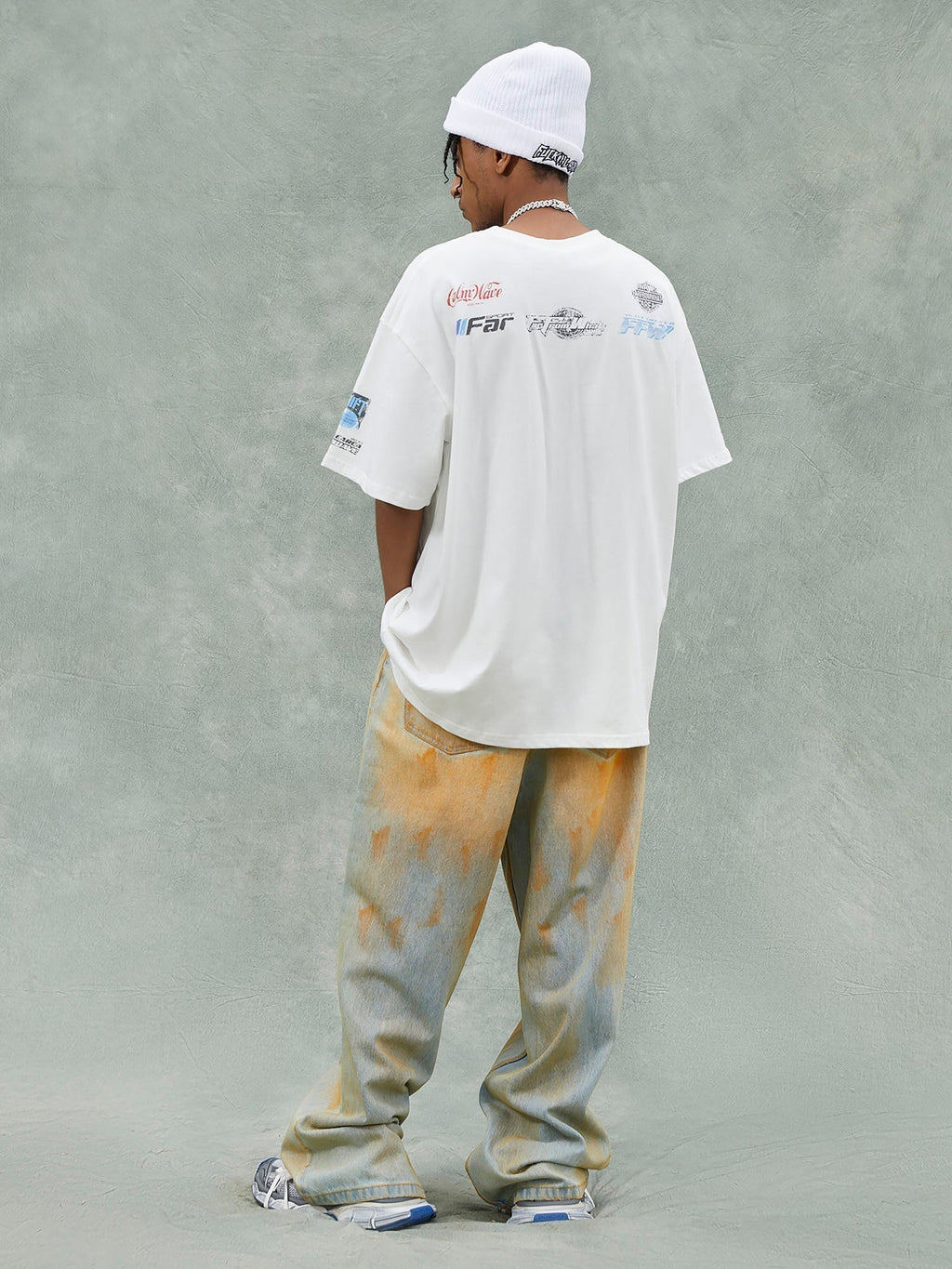 GRAPHIC TEE FOR MEN - LOOSE FIT SHORT SLEEVE DESIGN