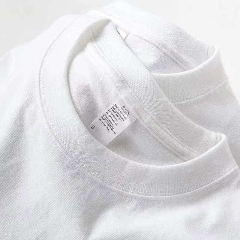 GRAPHIC TEE WITH VINTAGE CAR DESIGN