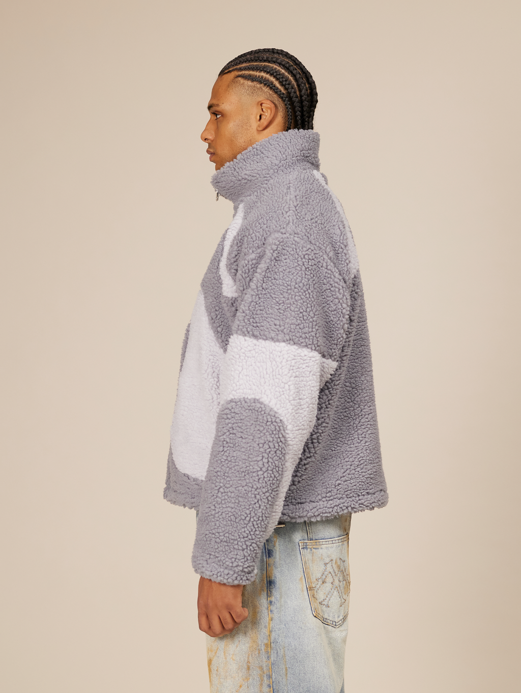 GRAY AND WHITE FLEECE JACKET WITH OVERSIZED DROPPED SHOULDER DESIGN