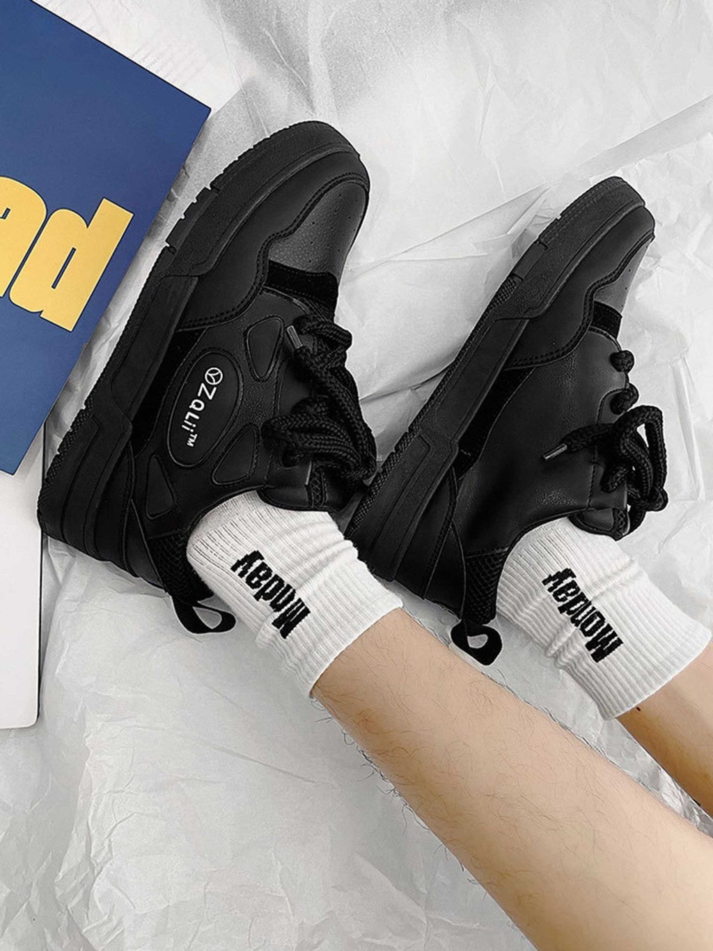 GRAY AND WHITE SNEAKERS FOR ACTIVE WEAR AND EVERYDAY