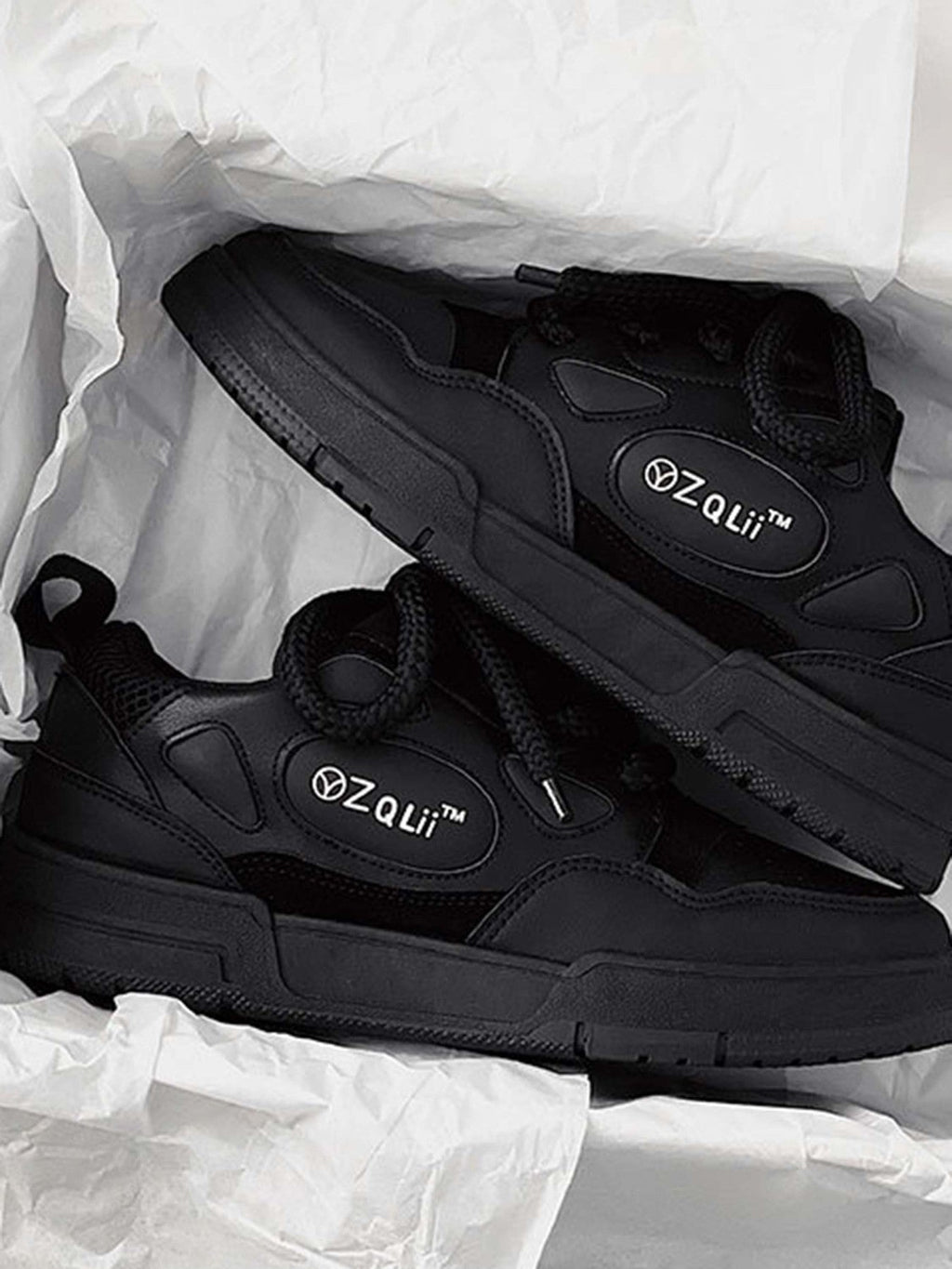 GRAY AND WHITE SNEAKERS FOR ACTIVE WEAR AND EVERYDAY