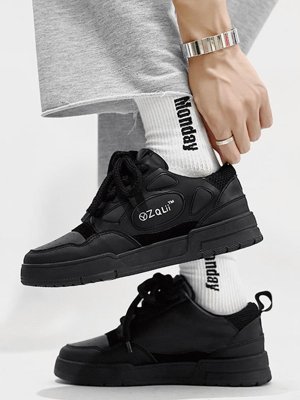 GRAY AND WHITE SNEAKERS FOR ACTIVE WEAR AND EVERYDAY