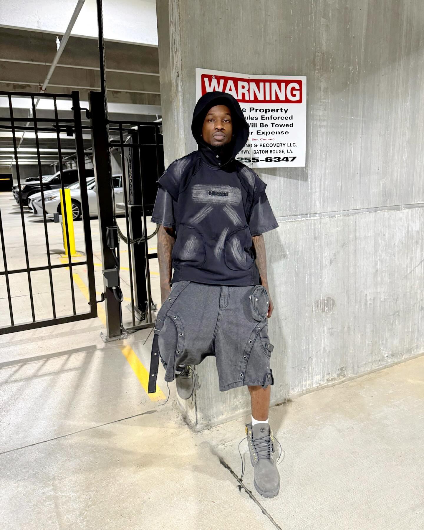 GRAY DENIM CARGO SHORTS MID WAIST WIDE LEG DESIGN