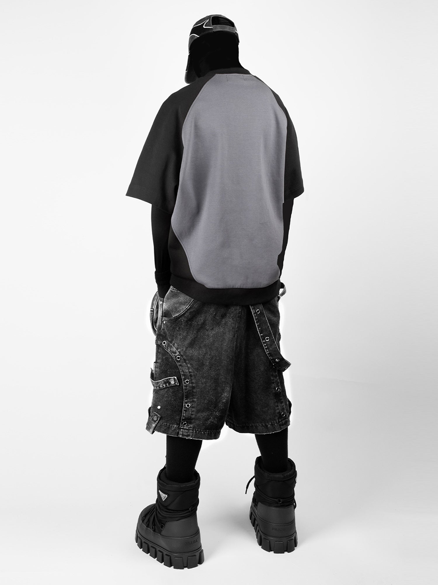 GRAY DENIM CARGO SHORTS MID WAIST WIDE LEG DESIGN