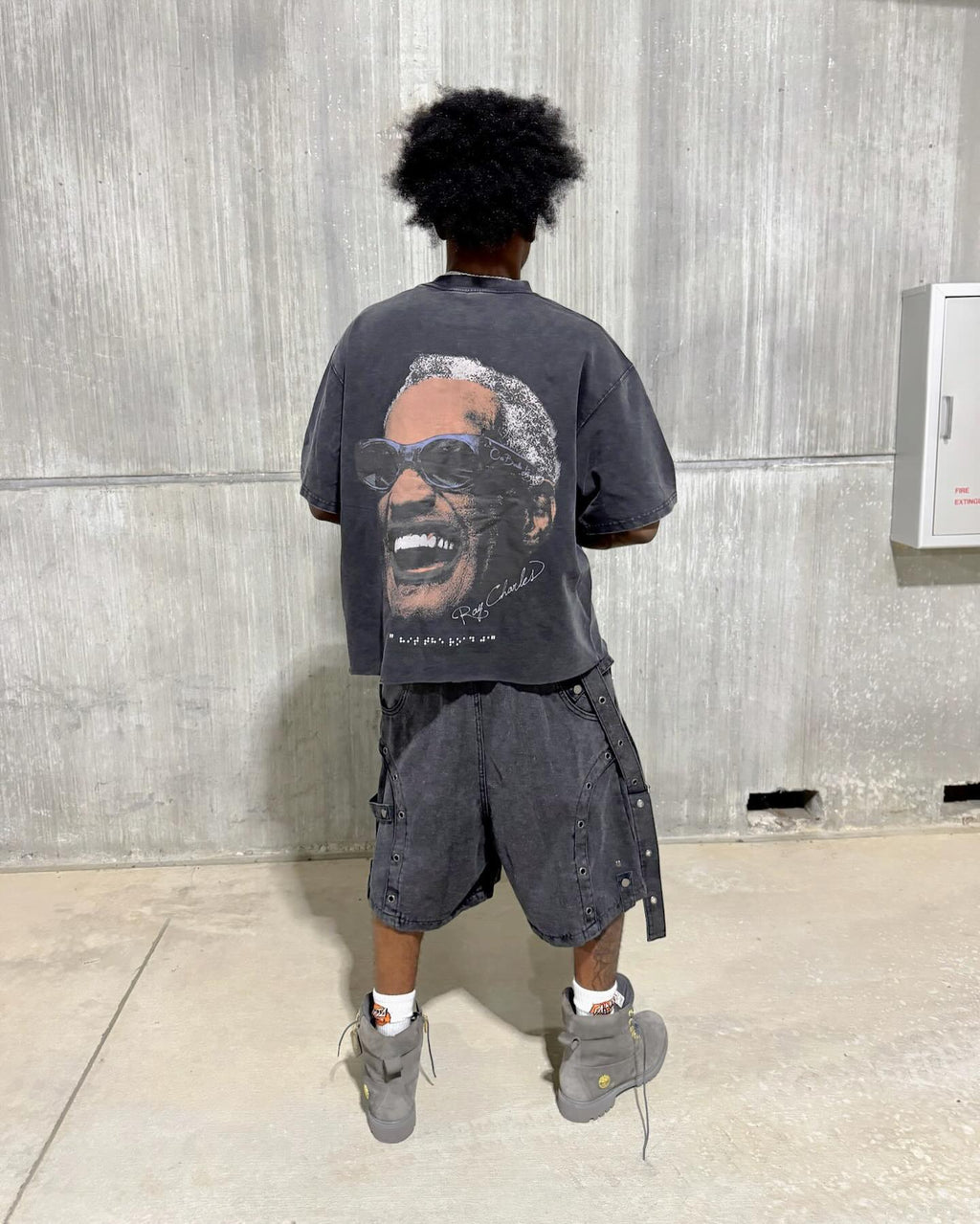 GRAY DENIM CARGO SHORTS MID WAIST WIDE LEG DESIGN