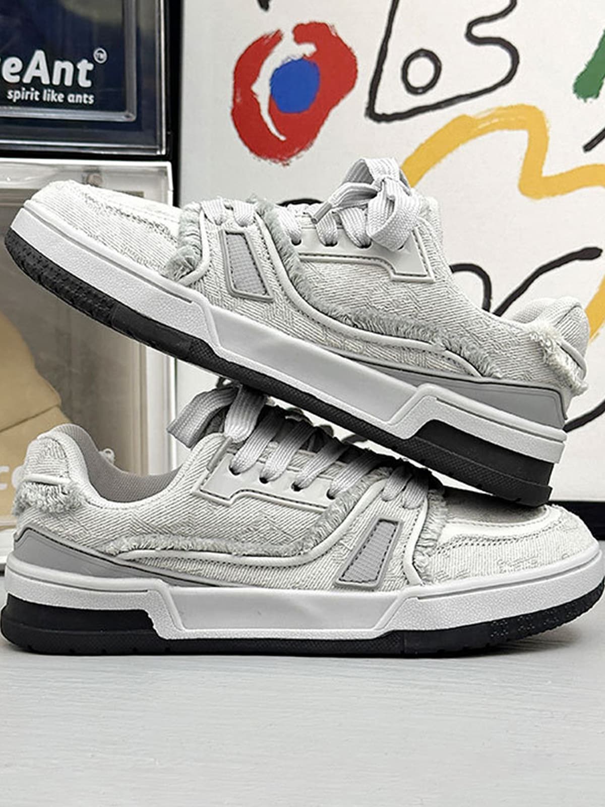 GRAY DISTRESSED LOW-TOP SNEAKERS WATERPROOF CANVAS SHOES