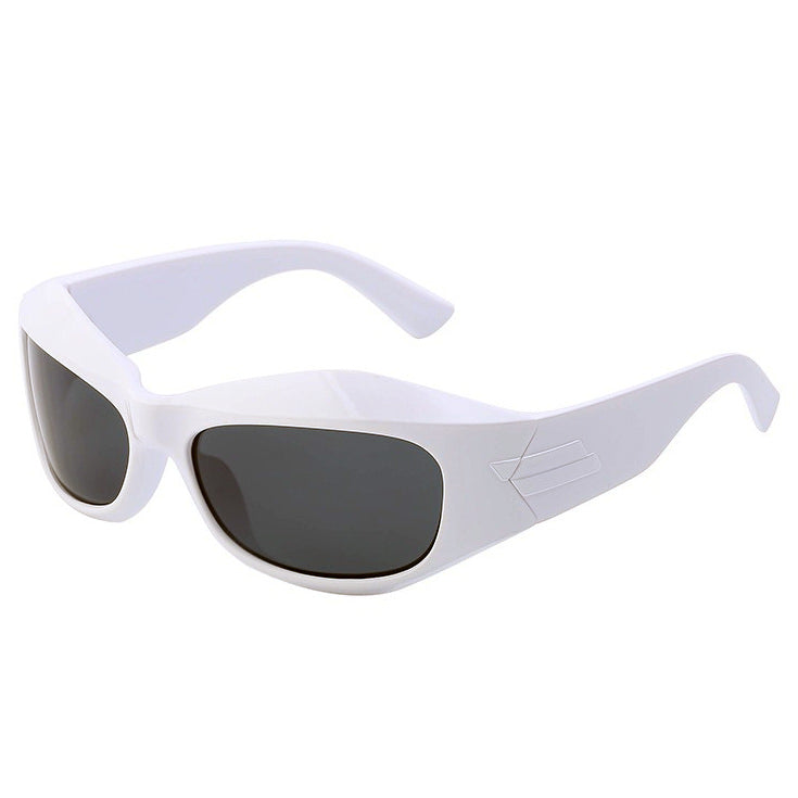 GRAY FRAMED SUNGLASSES WITH DARK LENSES