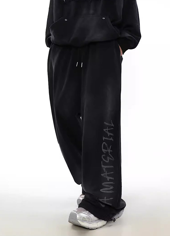 GRAY SWEAT SUIT WITH GRAPHIC TEXT VINTAGE-INSPIRED SIDELINE INITIAL