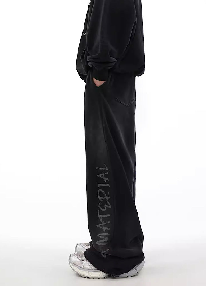 GRAY SWEAT SUIT WITH GRAPHIC TEXT VINTAGE-INSPIRED SIDELINE INITIAL