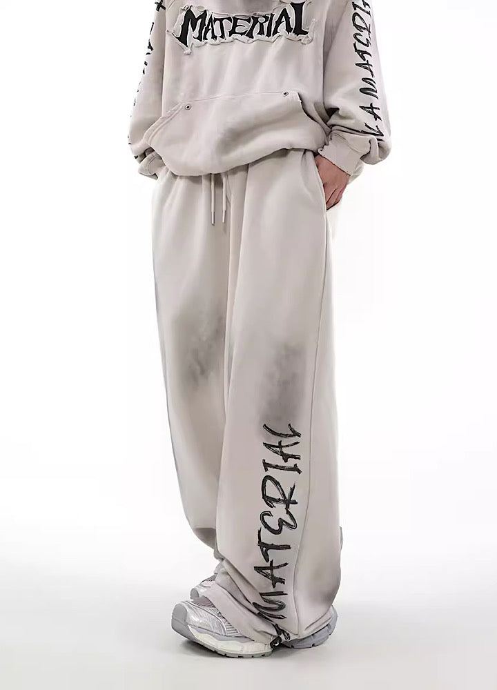 GRAY SWEAT SUIT WITH GRAPHIC TEXT VINTAGE-INSPIRED SIDELINE INITIAL