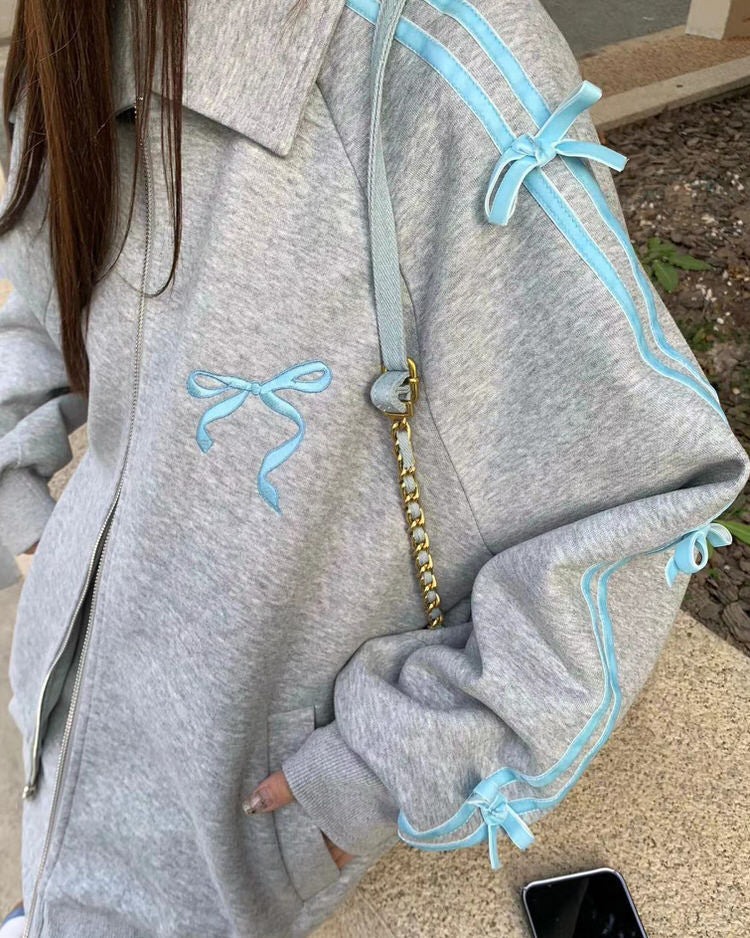 GRAY TRACKSUIT WITH COQUETTE BOWS AND TRACK JACKET