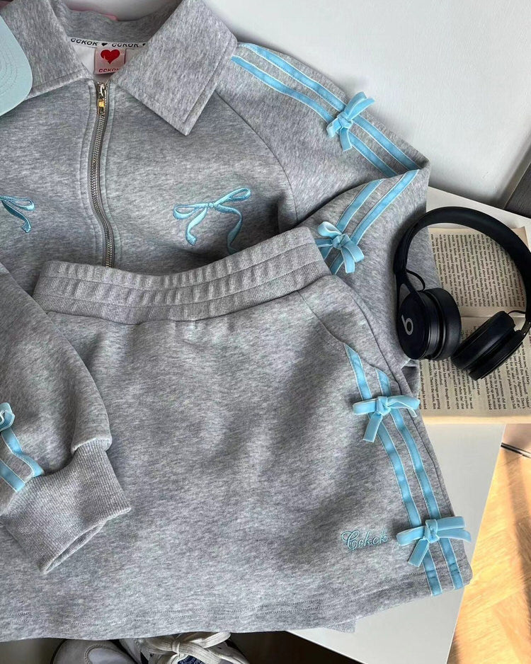 GRAY TRACKSUIT WITH COQUETTE BOWS AND TRACK JACKET
