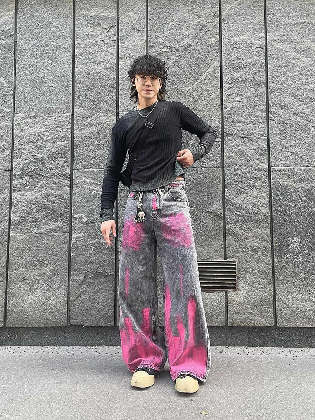 GRAY WIDE-LEG JEANS WITH PINK ACCENTS - MID WAIST TRENDY CASUAL FIT