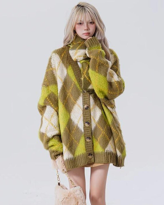 GREEN AND WHITE ARGYLE CARDIGAN SWEATER FOR WOMEN