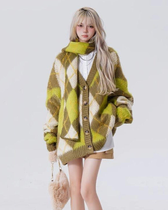GREEN AND WHITE ARGYLE CARDIGAN SWEATER FOR WOMEN