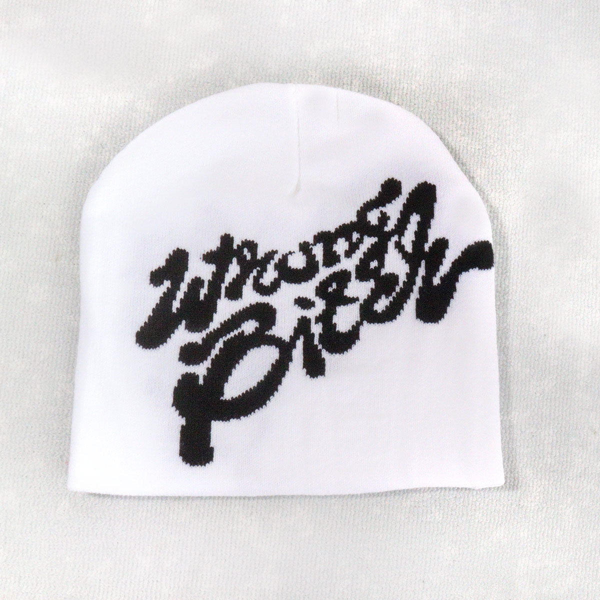 GREEN BEANIE WITH WHITE TEXT WINTER BEANIE BAUMWOLLE