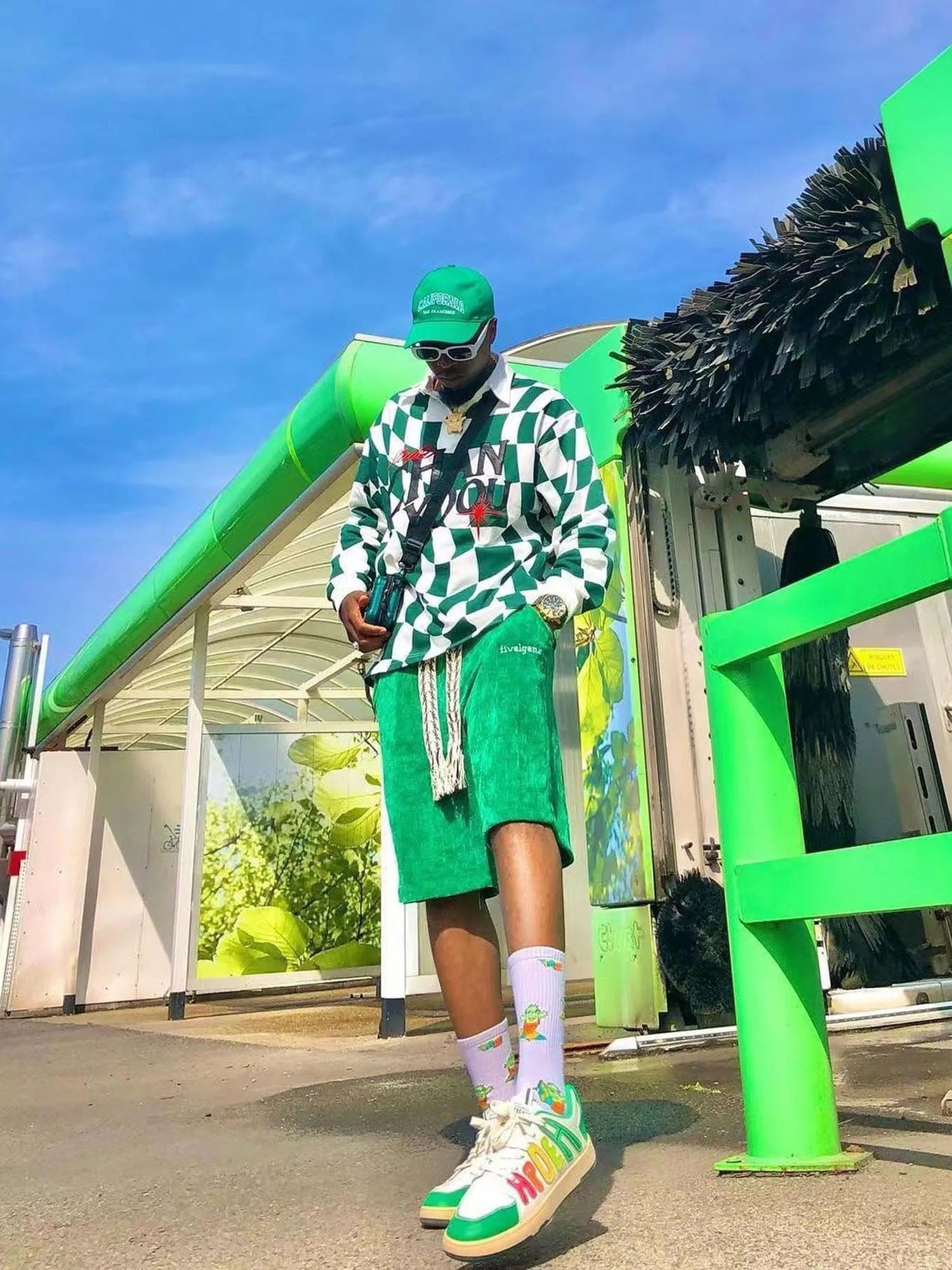 GREEN CHECKERED CORDUROY SHORTS WITH EMBROIDERED DRAWSTRINGS