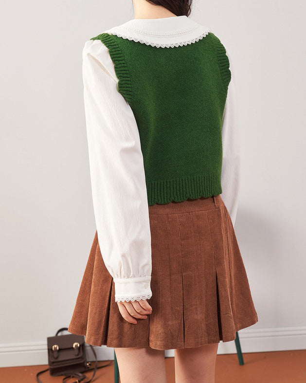 GREEN KNITTED VEST WITH WHIMSICAL LANDSCAPE DESIGN FEATURING MUSHROOM AESTHETIC KNIT