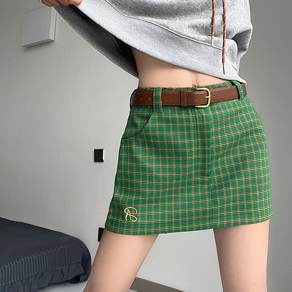 GREEN PLAID SKIRT: PREPPY SOFT GREEN CHECKERED SKIRT