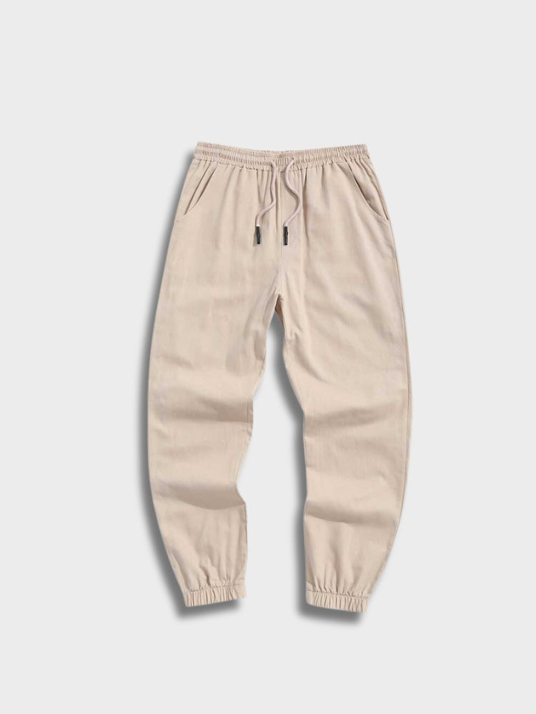 GREEN RELAX SET WITH BLACK SWEATPANTS FOR MOUNTAIN VALLEY ADVENTURES