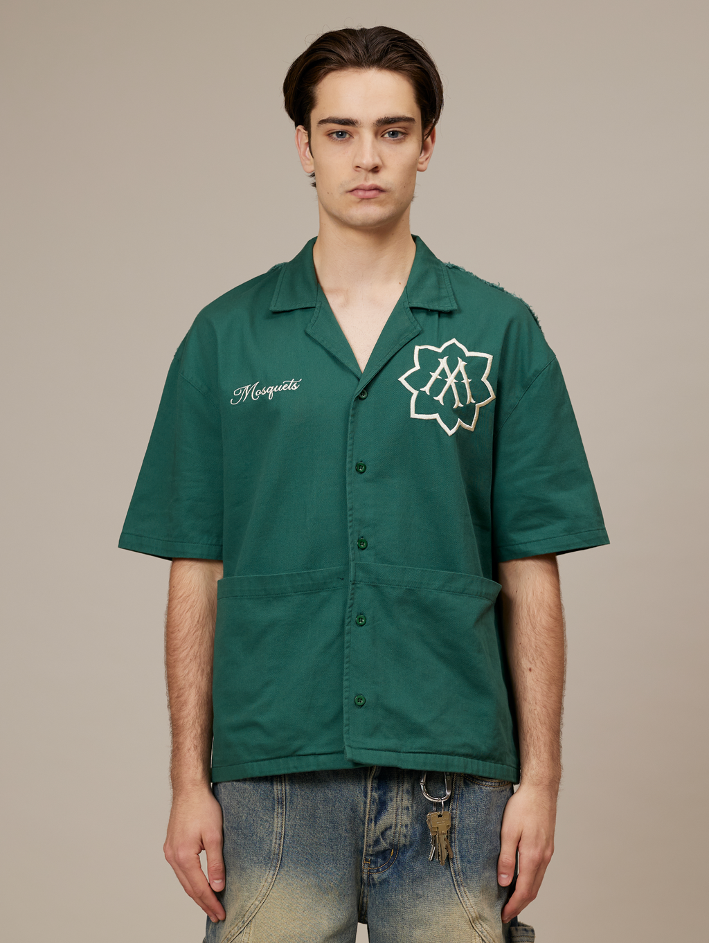 GREEN SHORT-SLEEVED BUTTON-DOWN SHIRT WITH SUPERIOR EMBROIDERY