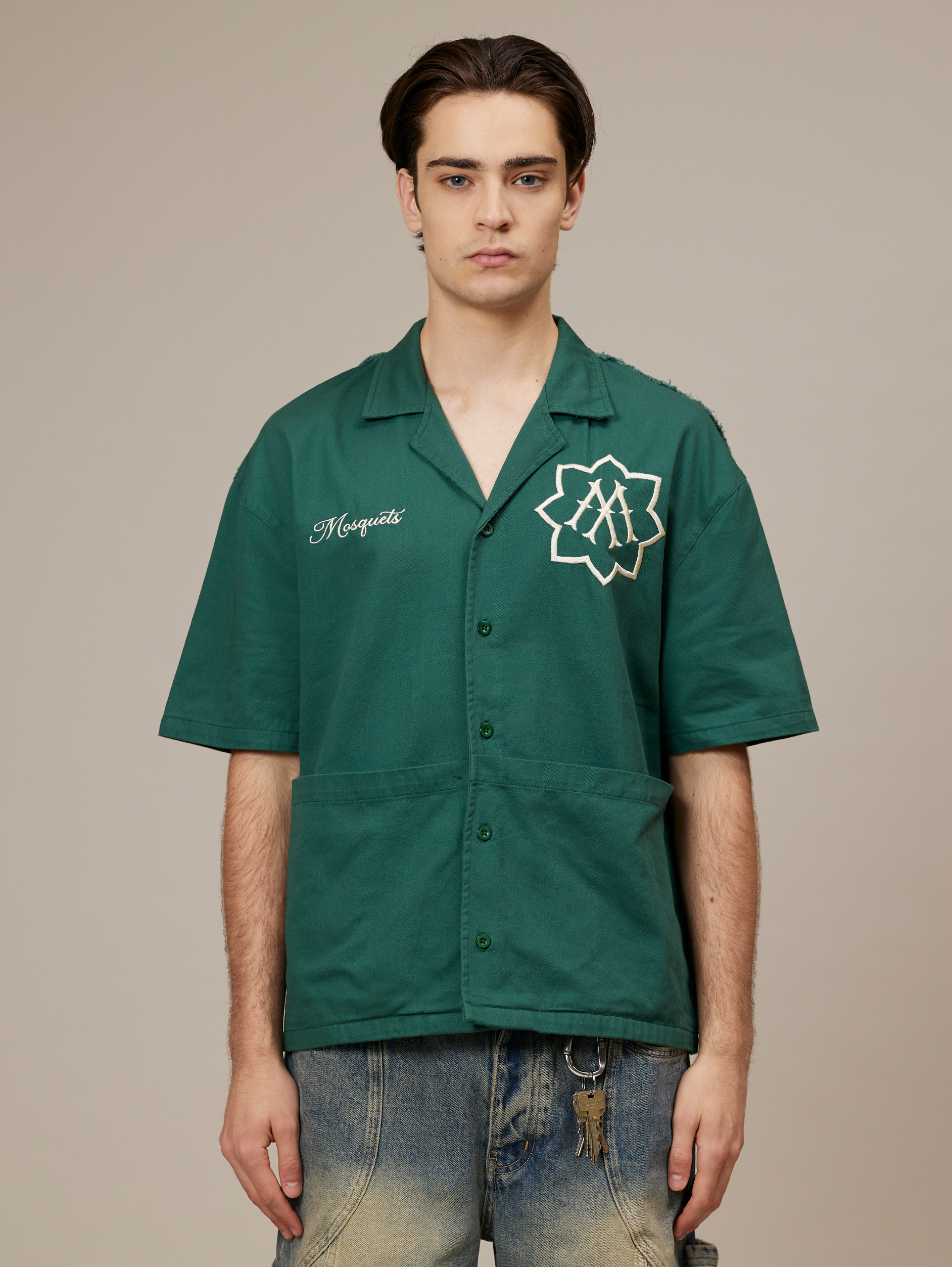 GREEN SHORT-SLEEVED BUTTON-DOWN SHIRT WITH SUPERIOR EMBROIDERY