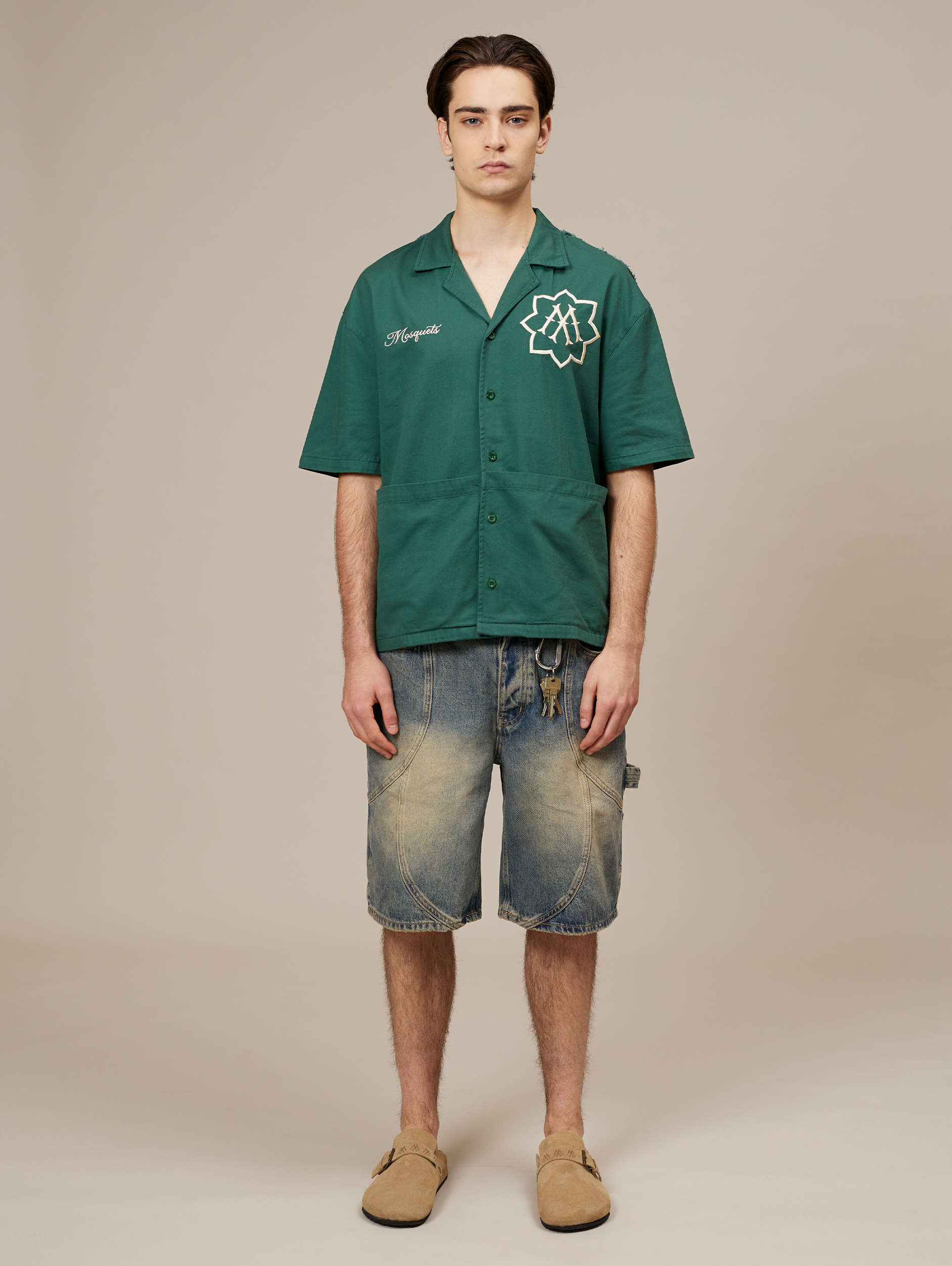 GREEN SHORT-SLEEVED BUTTON-DOWN SHIRT WITH SUPERIOR EMBROIDERY