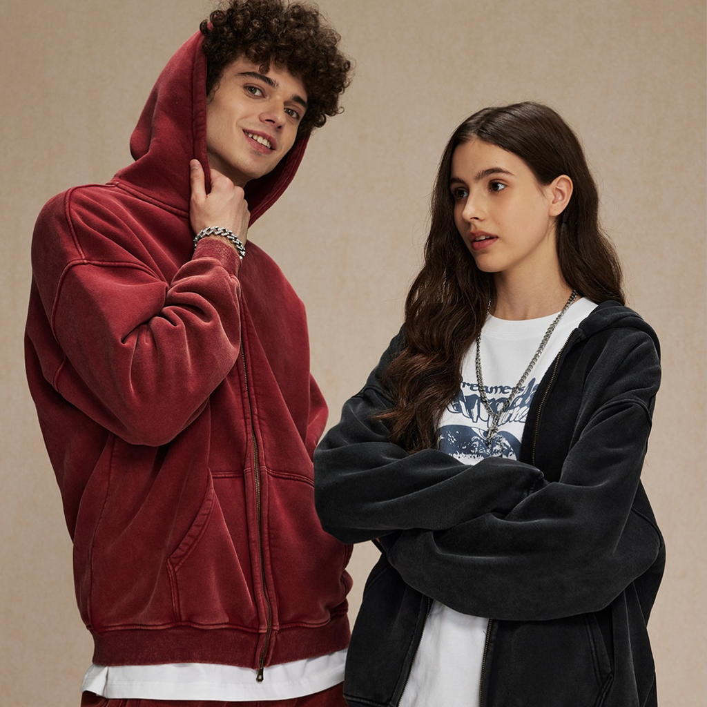 GREEN ZIP HOODIE IN OVERSIZED FIT FOR PREMIUM COMFORT AND STYLE