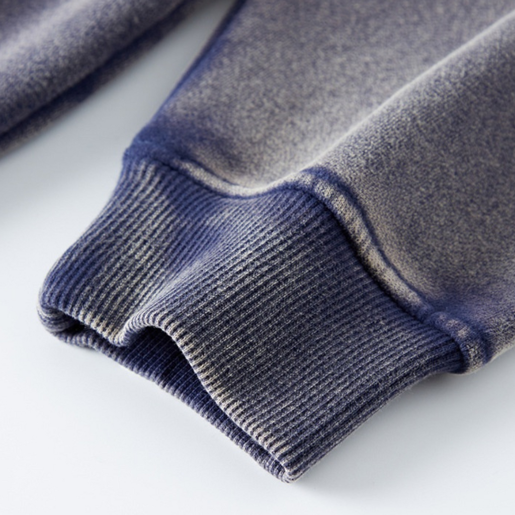 GREEN ZIP HOODIE IN OVERSIZED FIT FOR PREMIUM COMFORT AND STYLE