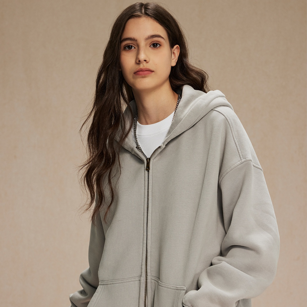 GREEN ZIP HOODIE IN OVERSIZED FIT FOR PREMIUM COMFORT AND STYLE