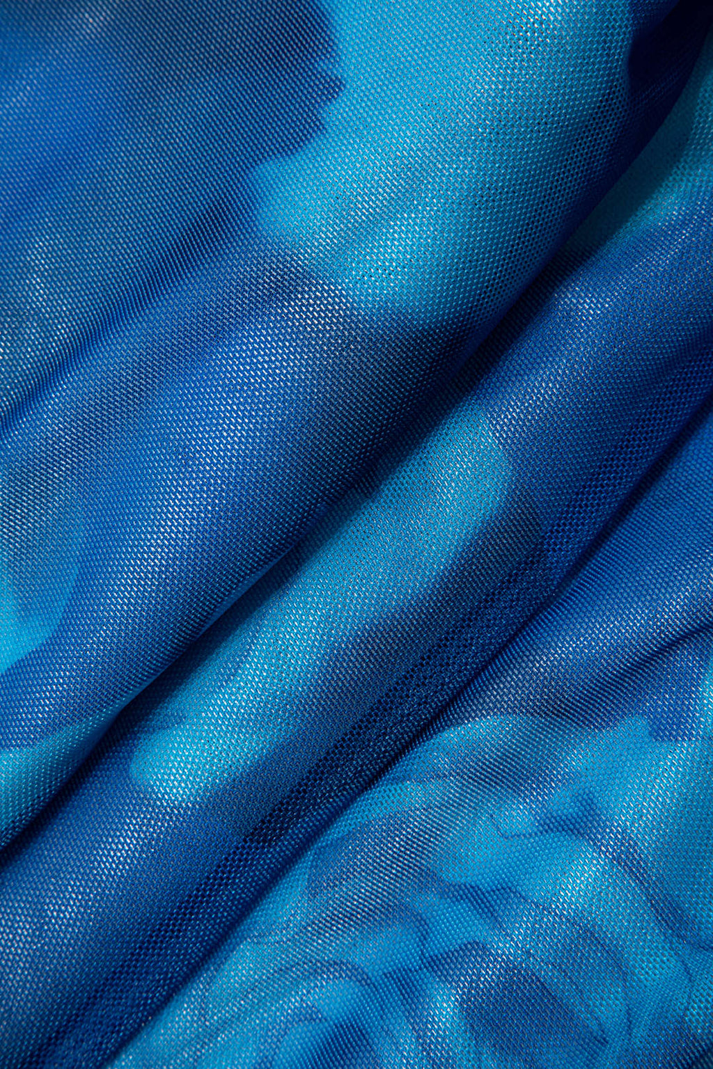 HALTER DRESS WITH BLUE FLORAL PRINT FOR UNIQUE VACATION STYLE