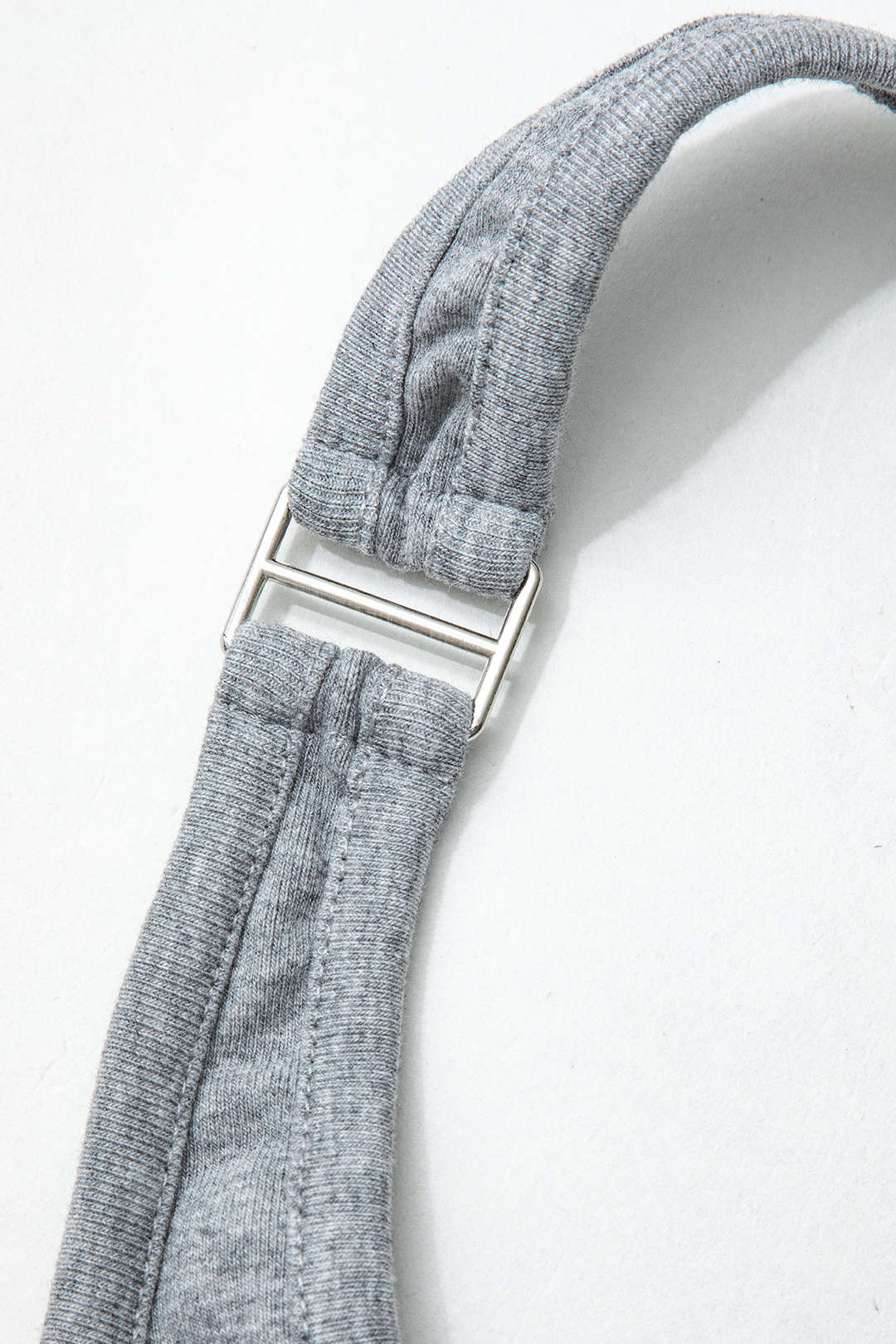 HALTER TOP WHITE COTTON BLEND TANK FOR VERSATILE STYLING