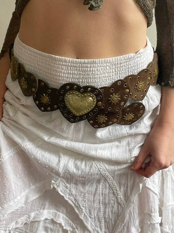HEART-SHAPED LEATHER BELT WITH GOLD ACCENTS AND GEOMETRIC PU LEATHER DETAIL