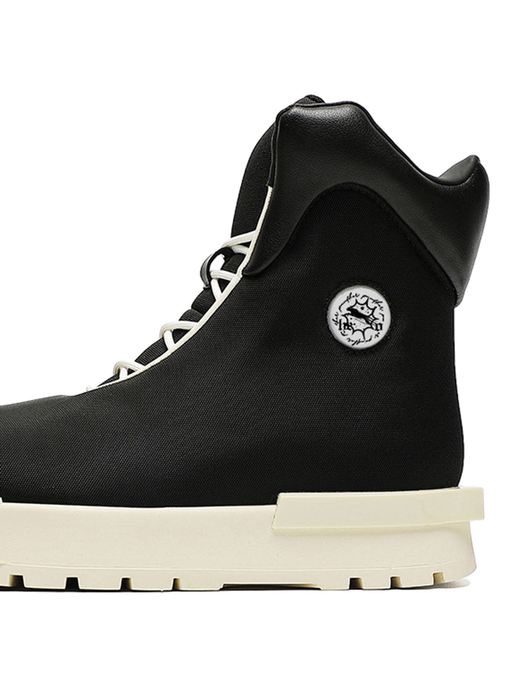 HIGH-TOP BOOTS WITH ROUND TOE AND RUBBER OUTSOLE