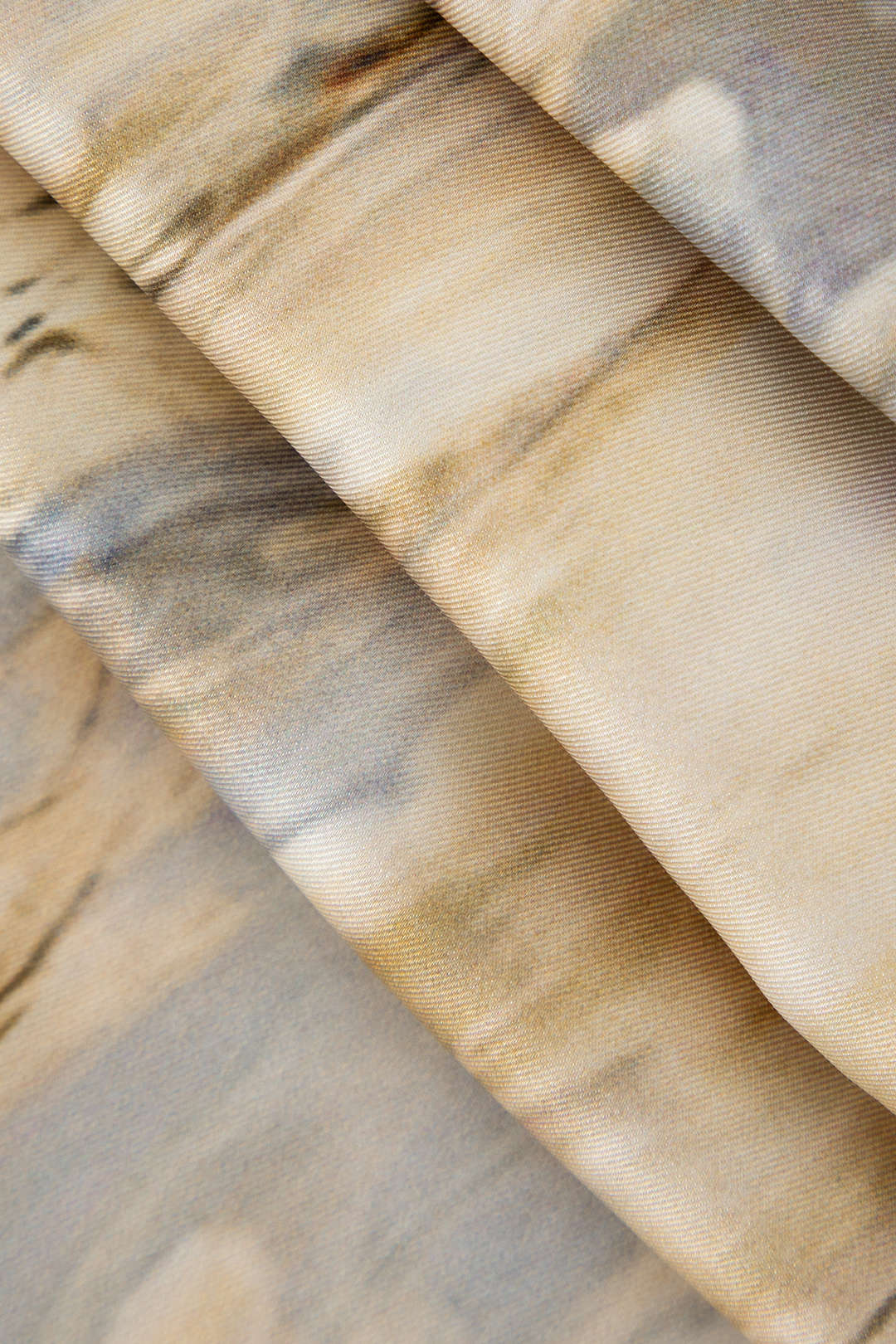 HIGH-WAISTED WIDE-LEG TROUSERS WITH UNIQUE PRINT AND CASUAL CHIFFON