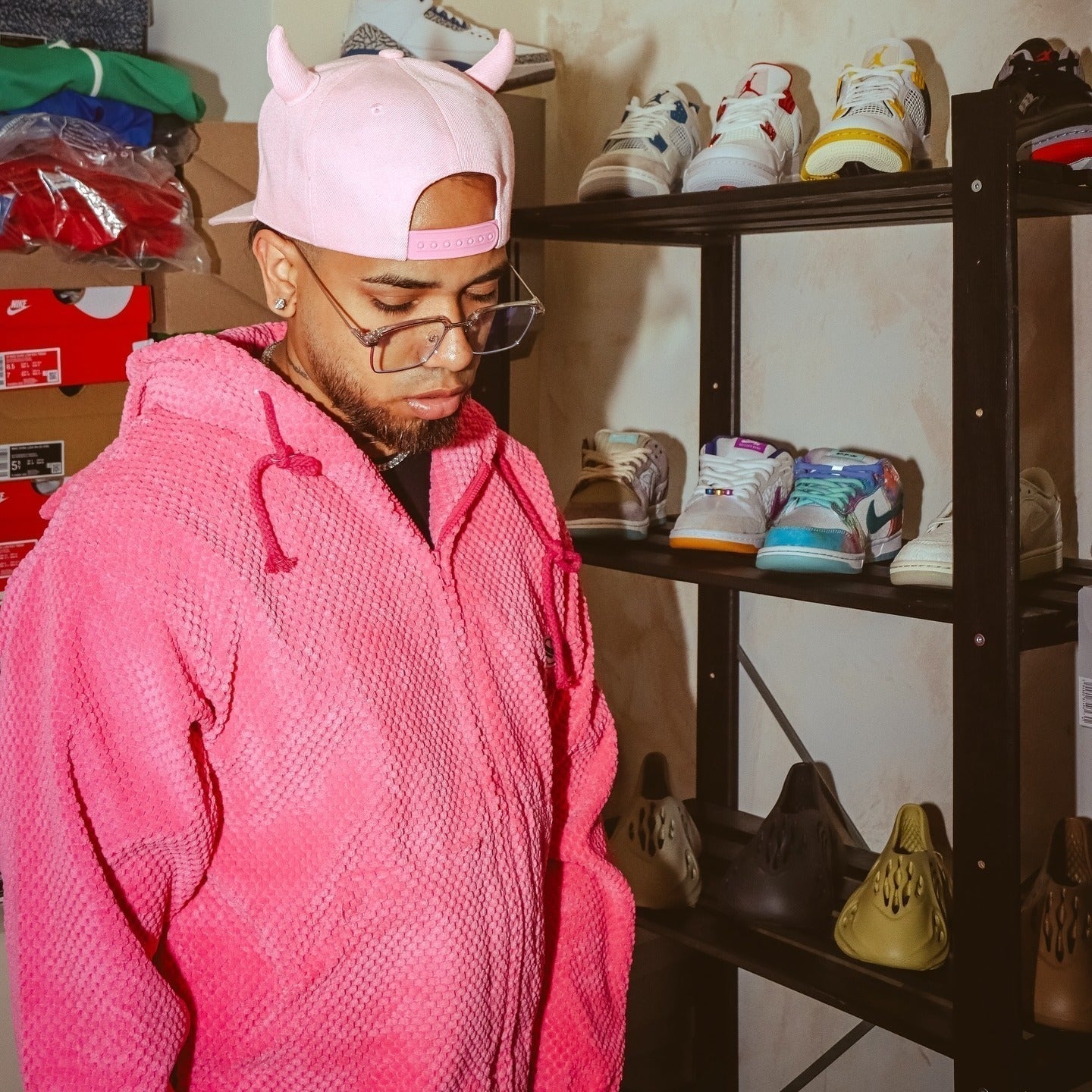 HOODED SWEATSHIRT FUZZY PINK WITH DEVIL HORNS HOODED DESIGN