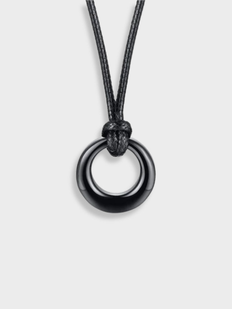 INTERLOCKING CIRCLE PENDANT NECKLACE - ELEGANT LIVE NECKLACE