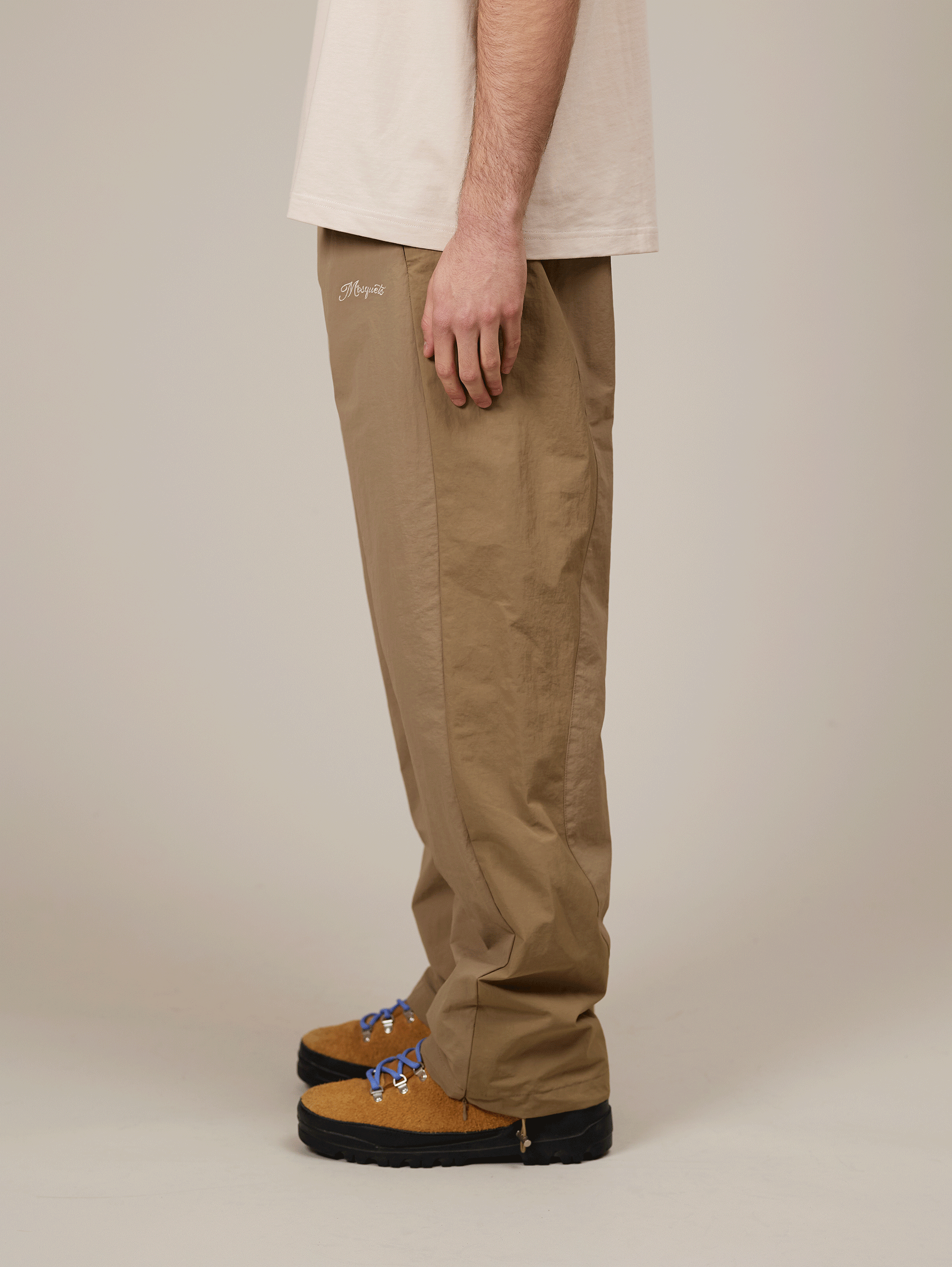 KHAKI TRACK PANTS WITH BEIGE CONTRAST CRINKLE DETAIL