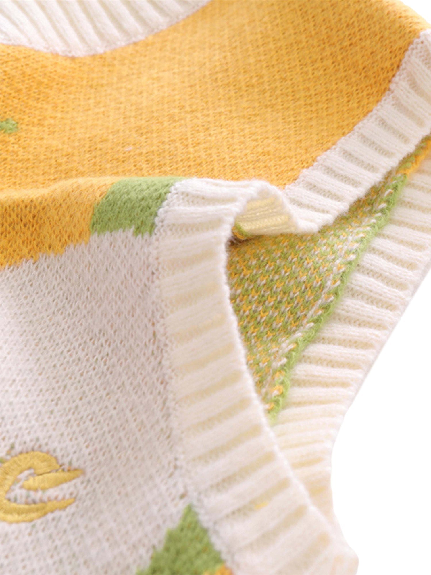 KNITTED SWEATER VEST WITH HEART - TRENDY CASUAL SLEEVELESS STYLE