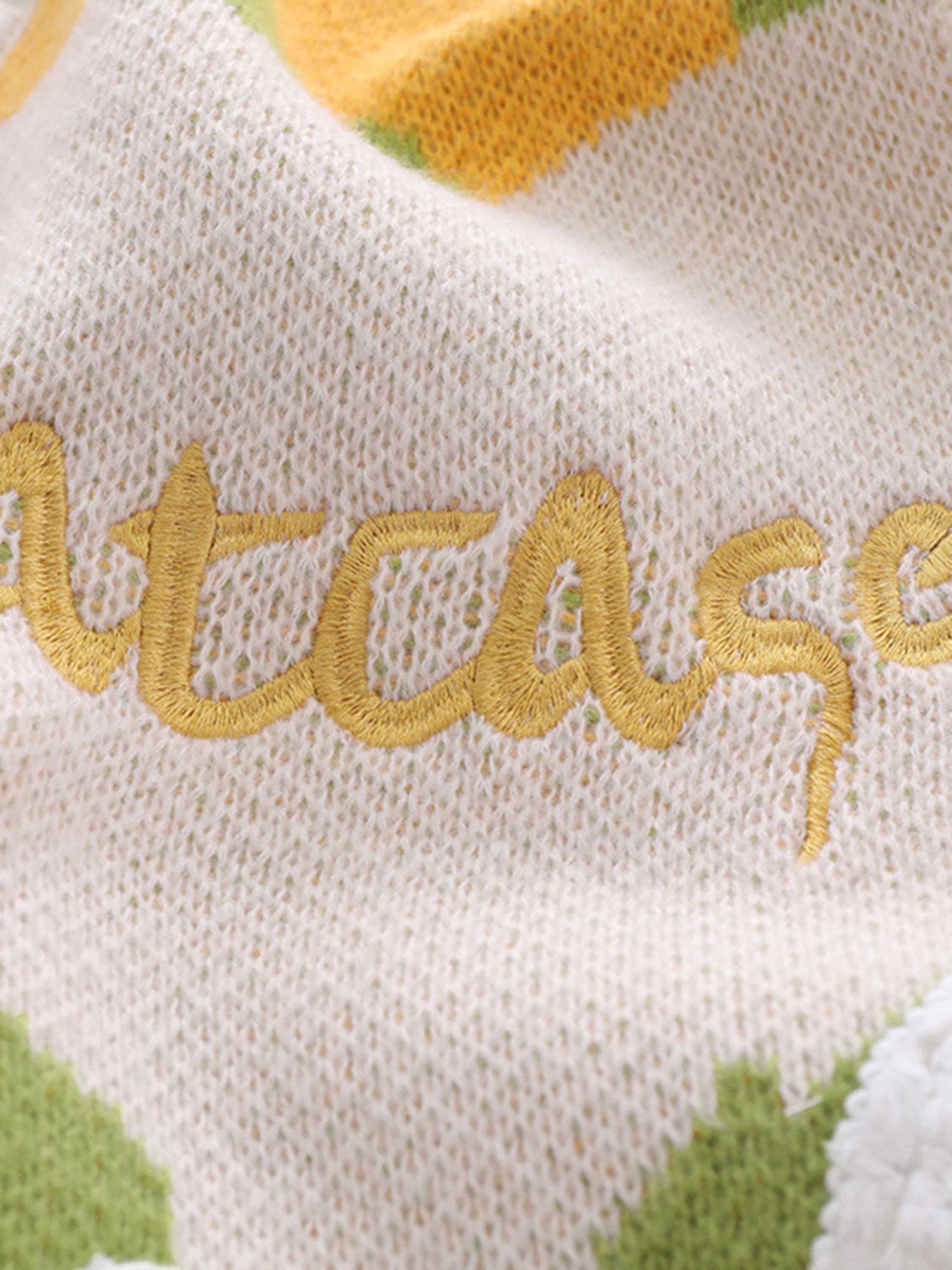 KNITTED SWEATER VEST WITH HEART - TRENDY CASUAL SLEEVELESS STYLE