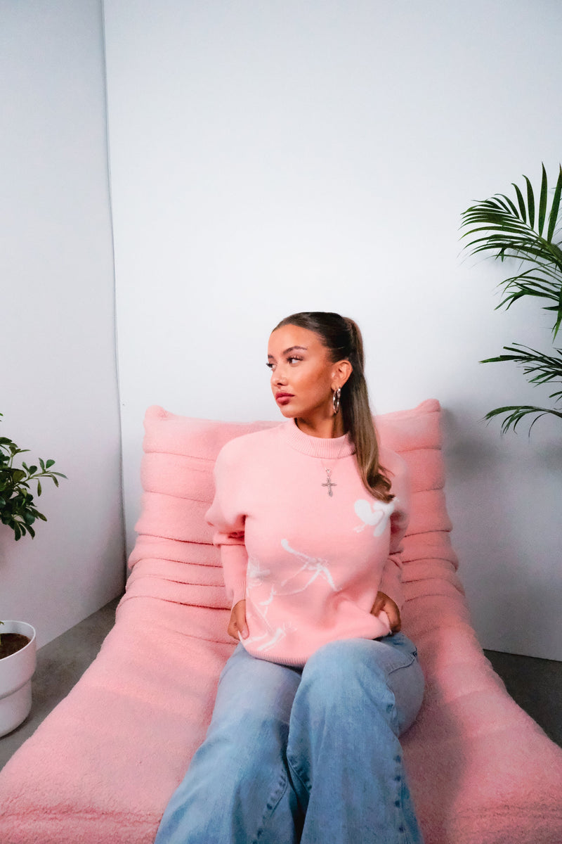 LIGHT BLUE KNITTED SWEATSHIRT WITH WHITE GRAPHIC - AMOR KNITTED SWEATER