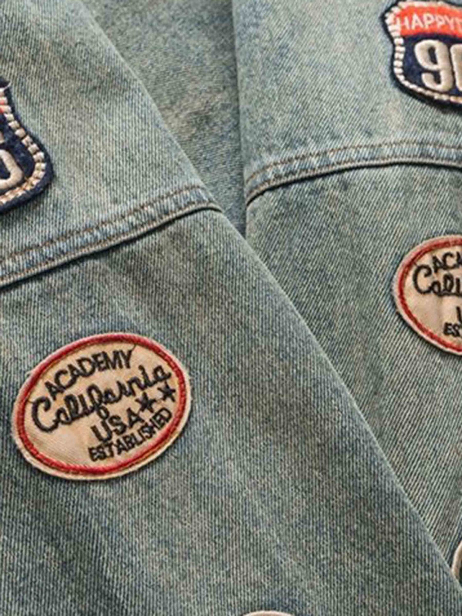LIGHT BLUE VINTAGE LONG SLEEVE DENIM JACKET WITH PATCHES