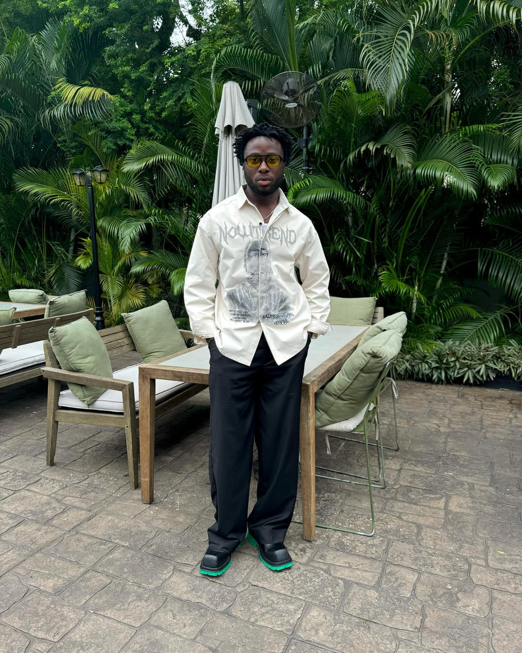 LONG SLEEVE BUTTON-UP SHIRT WITH GRAPHIC PRINT - COOL CASUAL LONG WEAR