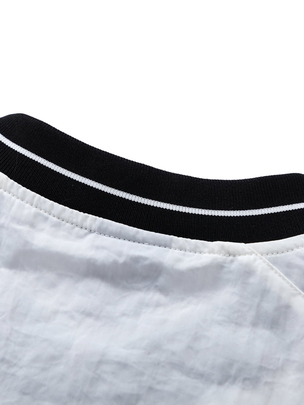 LONG SLEEVE SHIRT WITH SPLICE COLLAR IN WHITE AND BLACK