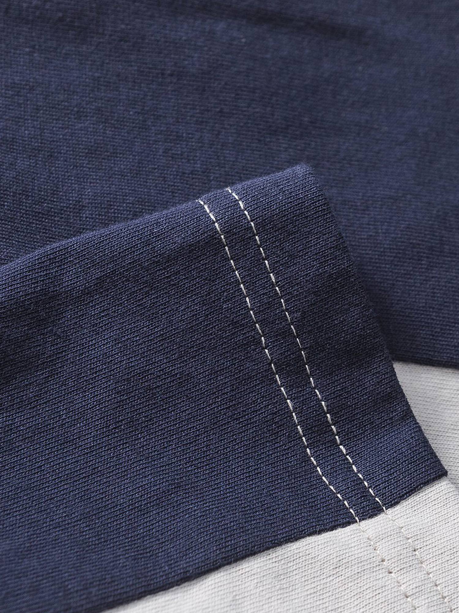 LOOSE FIT BLACK AND GRAY ATHLETIC T-SHIRT STYLISH AMERICAN RETRO