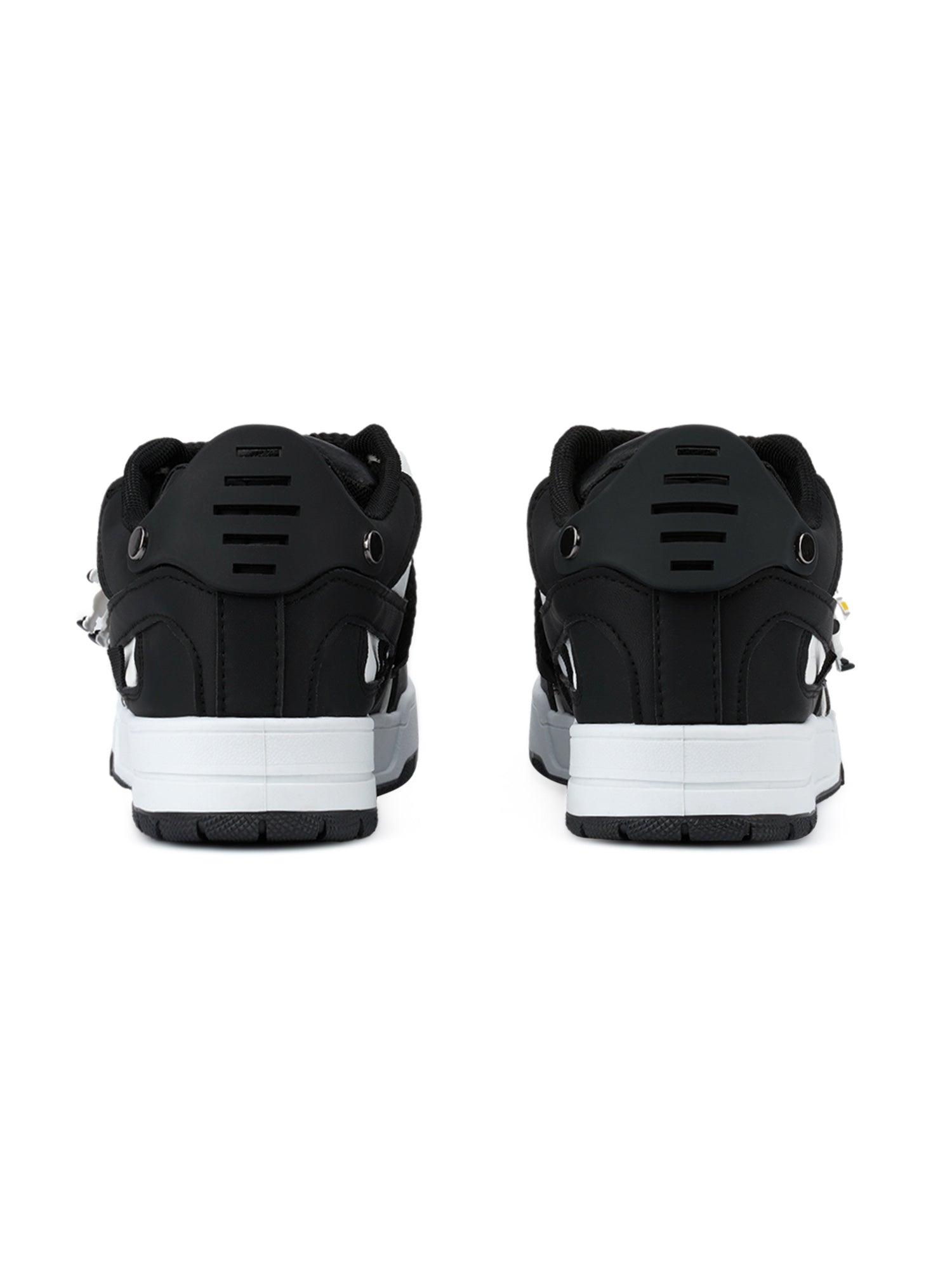 LOW-TOP SNEAKERS BLACK AND WHITE FASHION FOOTWEAR