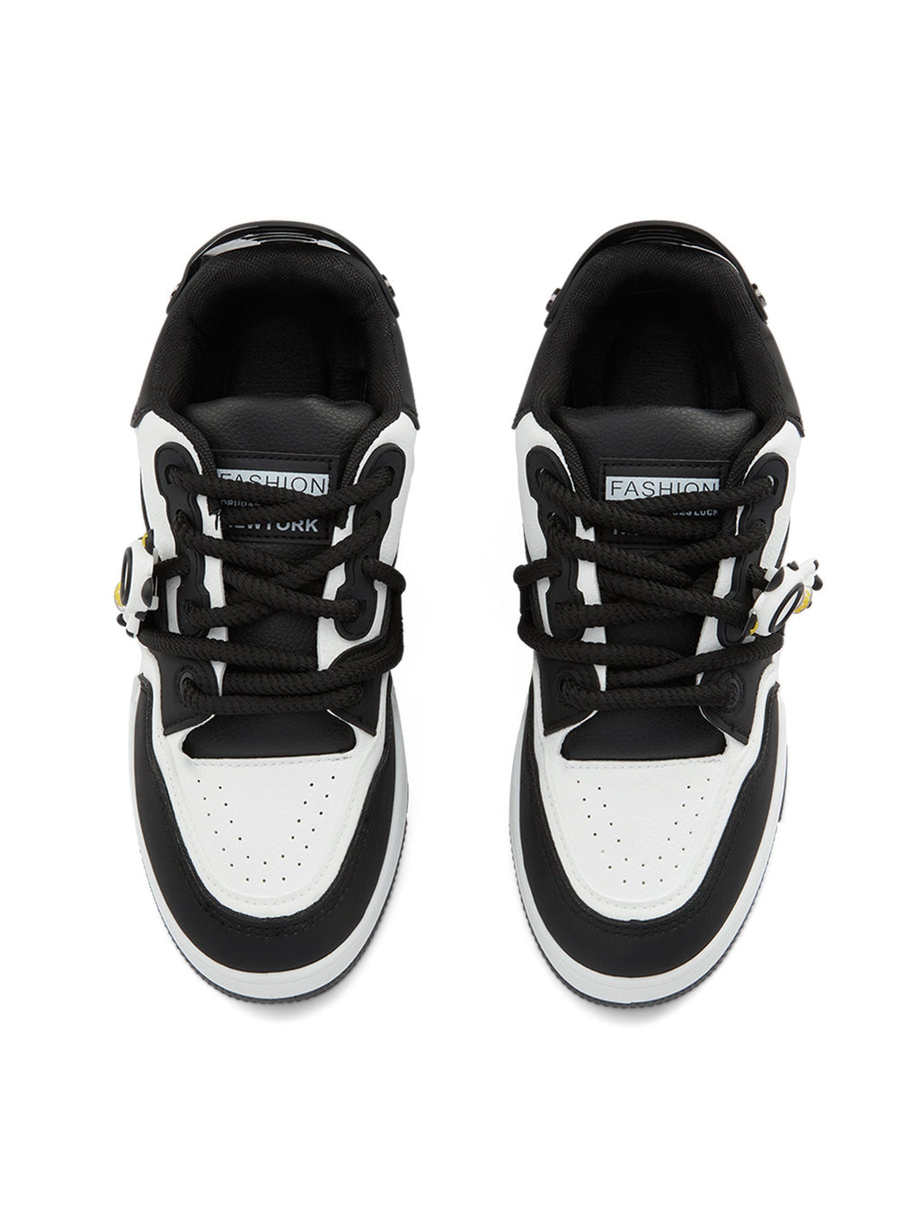LOW-TOP SNEAKERS BLACK AND WHITE FASHION FOOTWEAR