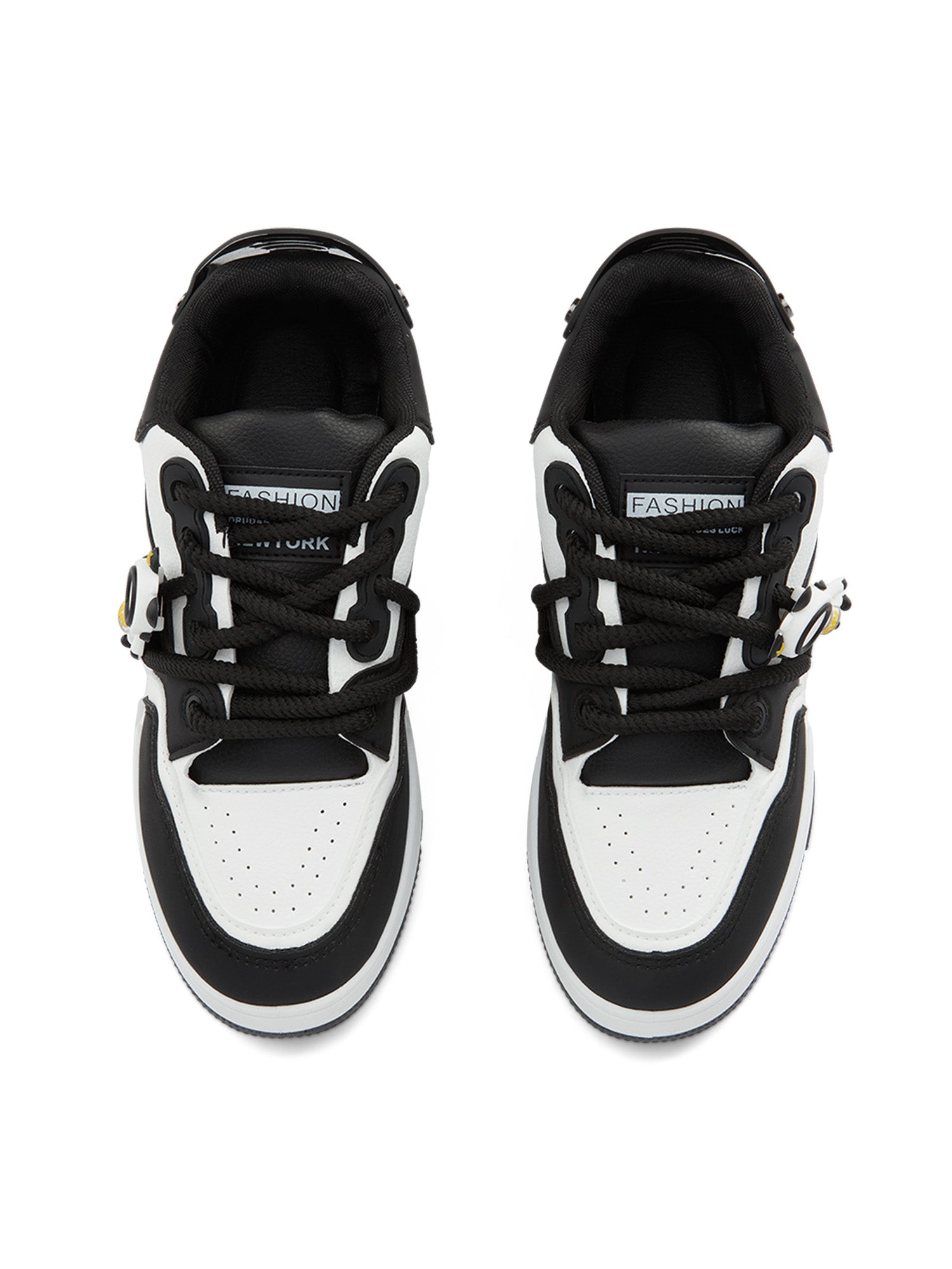 LOW-TOP SNEAKERS BLACK AND WHITE FASHION FOOTWEAR