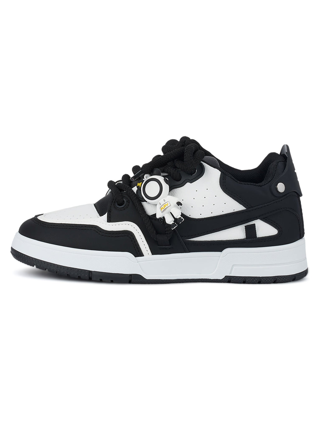 LOW-TOP SNEAKERS BLACK AND WHITE FASHION FOOTWEAR