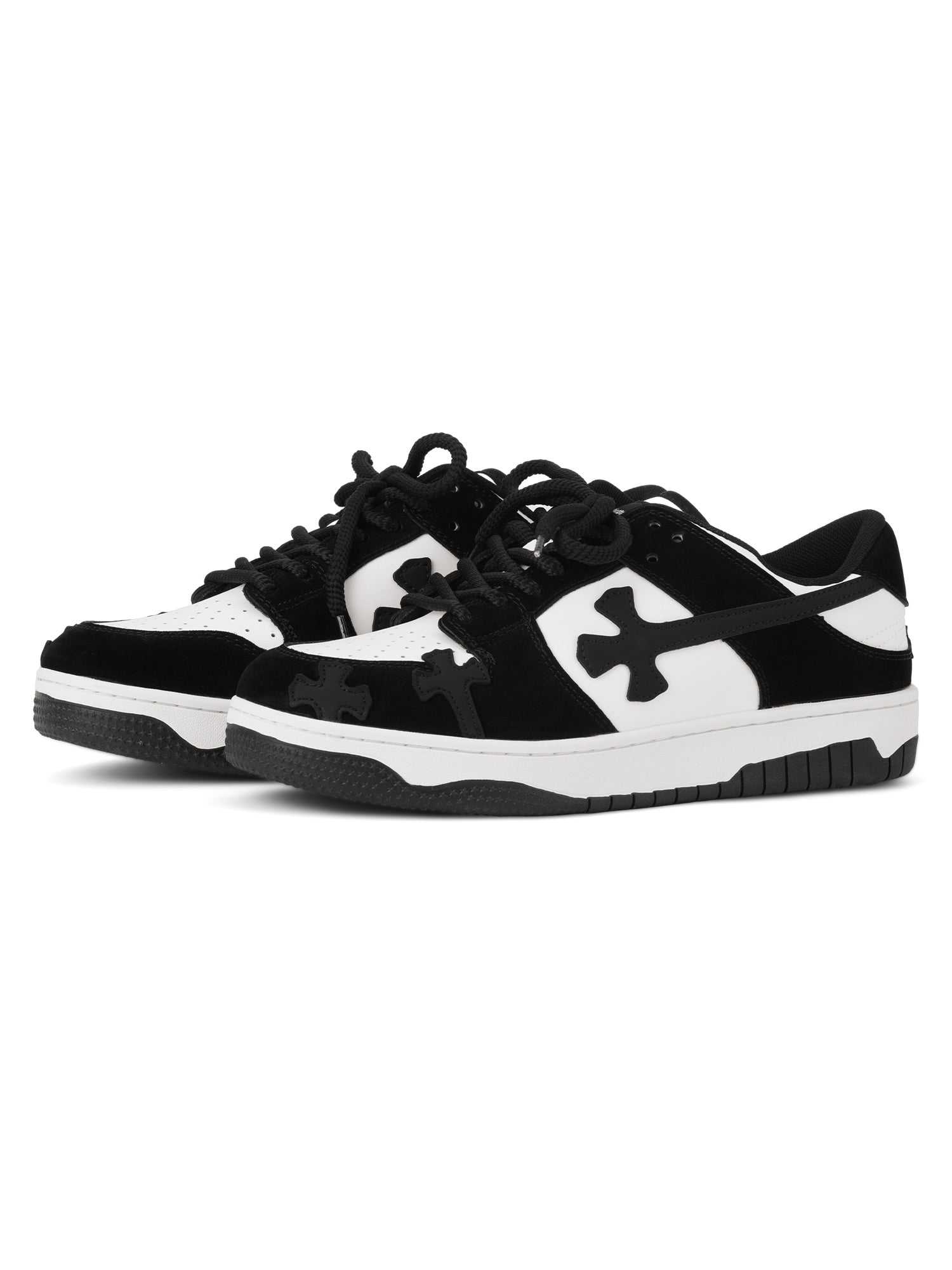 LOW-TOP SNEAKERS BLACK AND WHITE ROUND TOE DESIGN